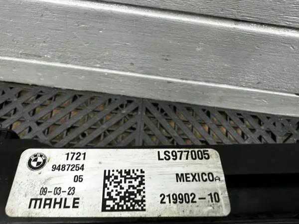 Cadre de refroidisseur d'huile BMW OEM 9487254 X3 X4 image 3
