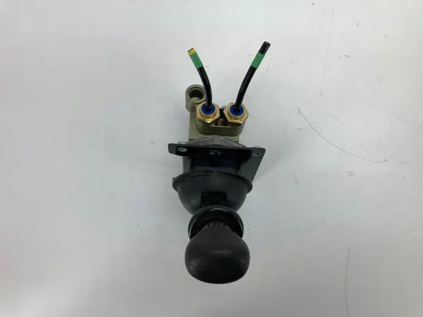Soupape de frein à main DAF LF Euro 6 OEM 9617230540Q image 5