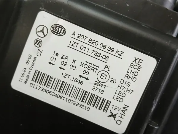 Rechter voorlamp Mercedes E-Klasse W207 Bi Xenon image 5