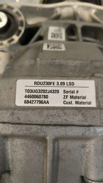 Achterdifferentieel OEM 68427796AA voor Dodge Challenger image 7