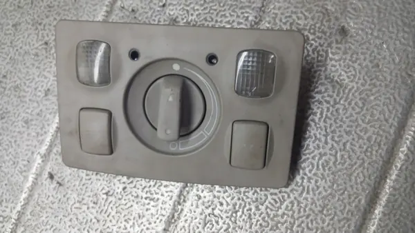 Audi A6 C5 Ohjaamon Valaistus OEM 01 - Käytetty Kunnossa image 2