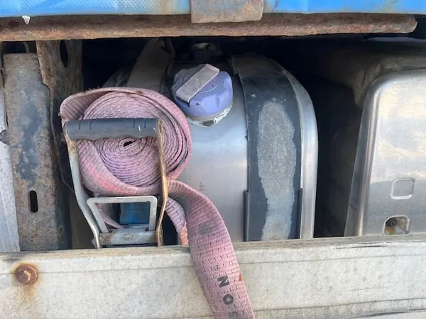 Käytetty Volvo AdBlue-säiliö OEM AK-12-723758 image 3