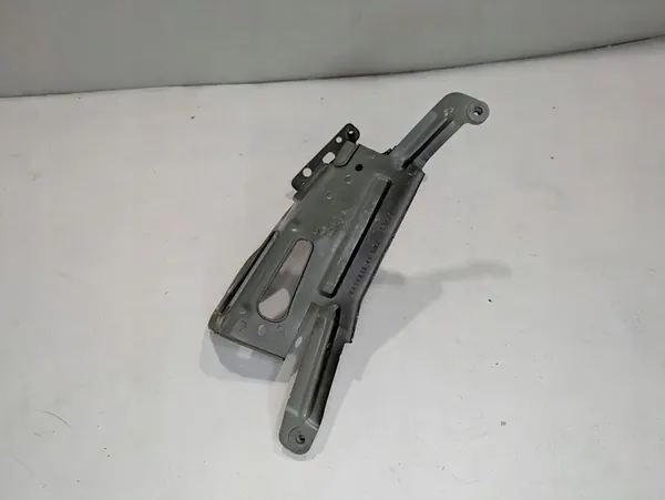 Vänster skärm fäste Audi A6 S6 C8 image 3