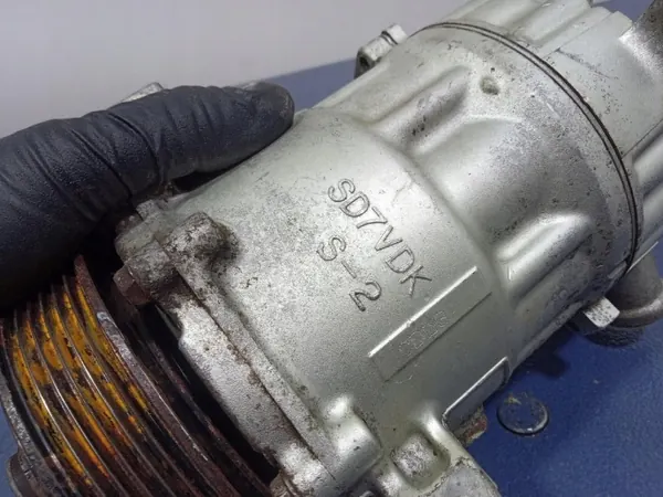 OEM 93197129 Klimakompressor für Opel Vectra C Lift 1.8 image 9