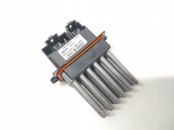 Värmefläkt Relä CHRYSLER GRAND VOYAGER V (RT) 05061587AA image 3