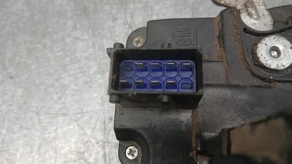 Vänster Framdörrslås Opel Vivaro A 1.9DCI 91166230 image 7