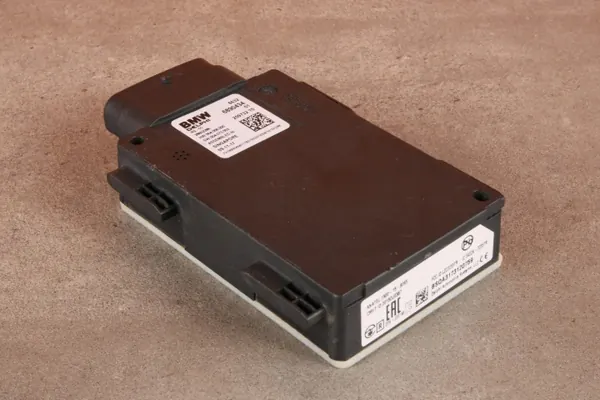 Sensor Radar BMW OEM 6890434 - Estado Usado image 5