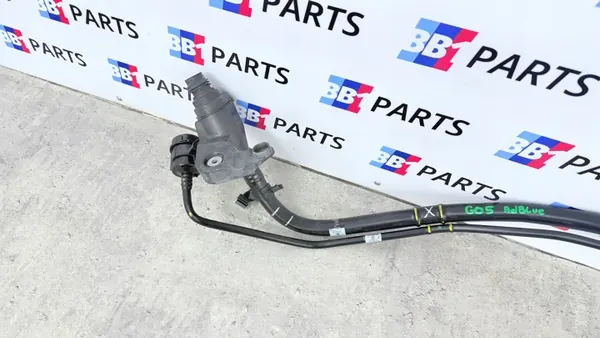 Tubo AdBlue BMW OEM 7440011 para X5 X6 G05 G06 image 3