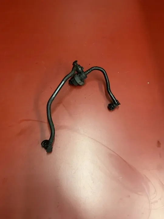 Vanne de ventilation de carburant BMW X5 E70 2010 7572231 image 2