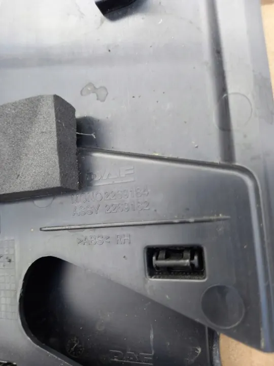 Tapicería de pilar DA1 para DAF XG - Izquierda y derecha image 4
