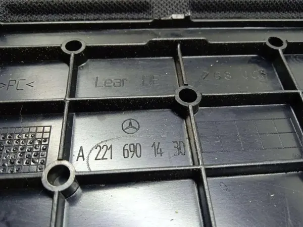Mercedes-Benz S W221 achterste kofferbakplankrooster OEM A2216901430 image 3