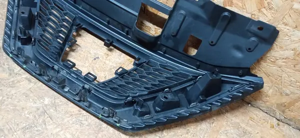 Griglia paraurti anteriore NISSAN QASHQAI II J11 LIFT 62310HV00A image 9