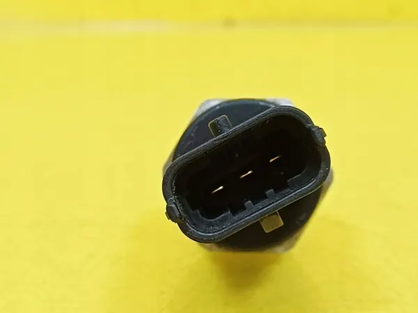 Kraftstoffdrucksensor OEM DRC101142 für Renault Laguna II image 3