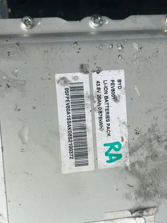 Gebruikte tractiebatterij HEV/EV Peugeot 3008 III OEM 9861930880 image 4