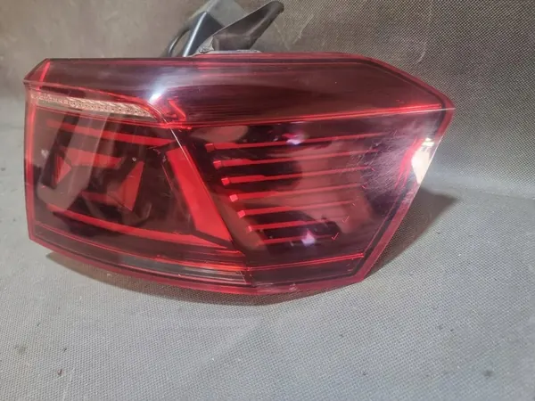 VW Passat B8 lámpara trasera derecha LED image 3