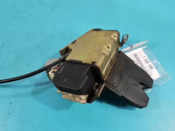 Serrure de coffre OEM 8652398 pour Volvo S60 00-04 image 5