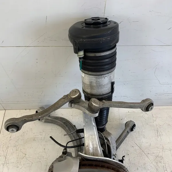 Snodo anteriore destro Audi Q5 80A 2019 OEM image 4