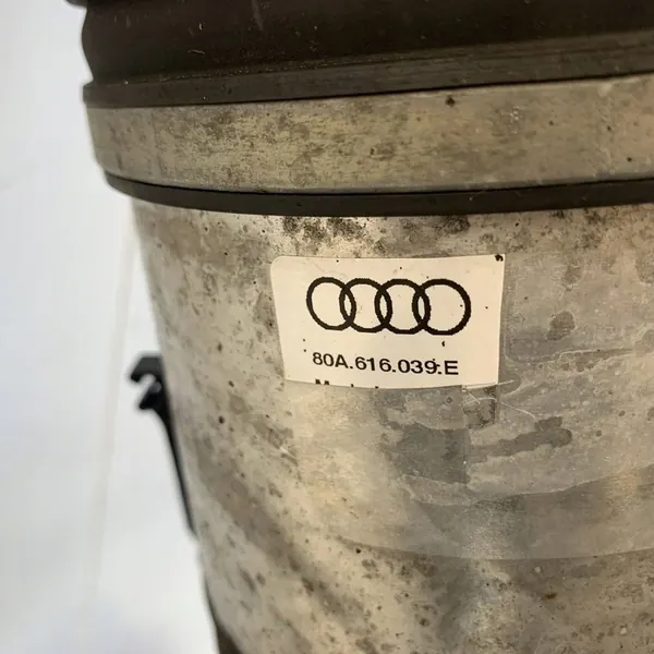 Snodo anteriore destro Audi Q5 80A 2019 OEM image 6