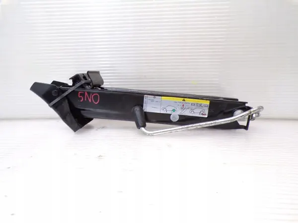 Macaco de Carro Usado OEM 5N0011031A para VW Tiguan I image 2