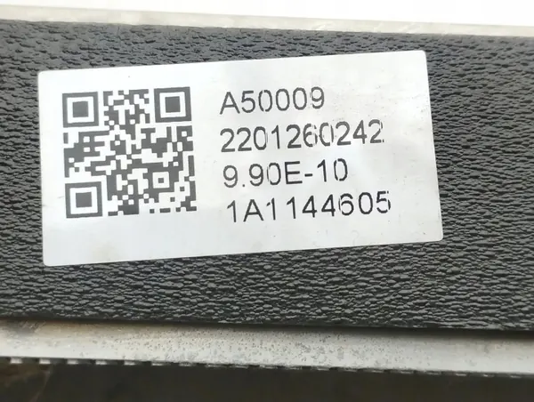 Tesla Model 3 2022 Lämmitysydin Ilmastointi OEM 1A1144605 image 4