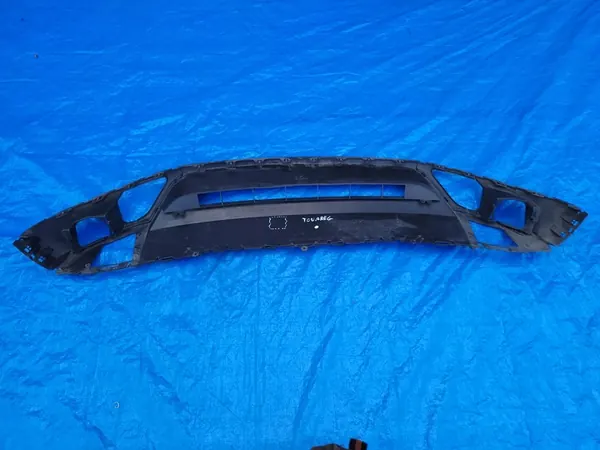 VW Touareg II | Framskärmsspoiler 7P6807061D image 4