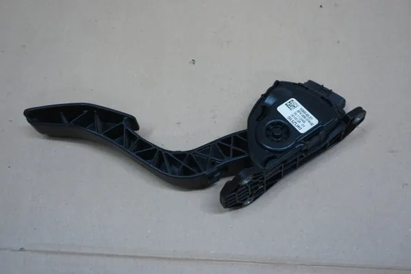 Gaspedal Suzuki Grand Vitara II OEM I5900-65J01 image 3