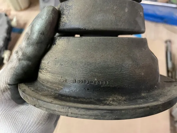 Butée amortisseur arrière OEM 48302-60080 Toyota image 4