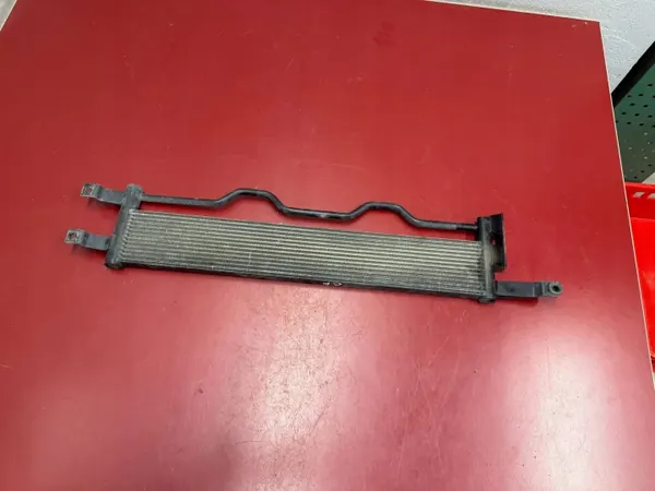 Växellådsoljekylare Chrysler Pacifica OEM 68217322AA image 2