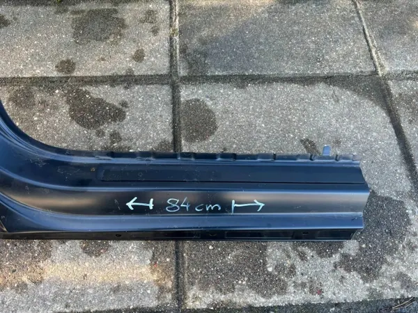 OEM 4K0 809 075A Etu vasen pilarikehys Audi A6 C8:lle image 6