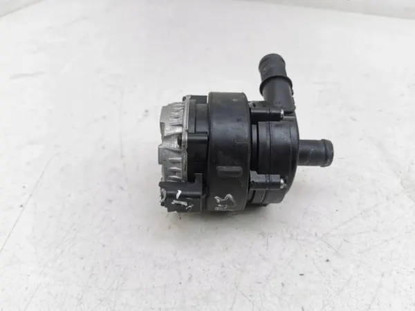 Nissan vattencirkulationspump OEM 0392024157 image 4