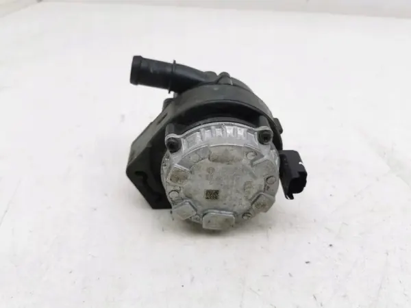 Nissan vattencirkulationspump OEM 0392024157 image 5
