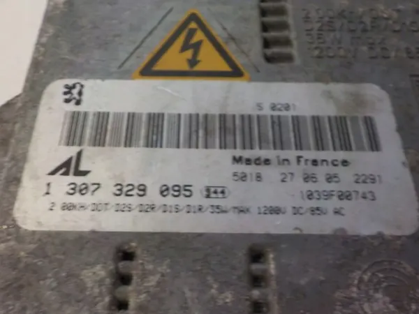 OEM 1307329095 Ballast Bi-Xenon pour Peugeot 407 image 4