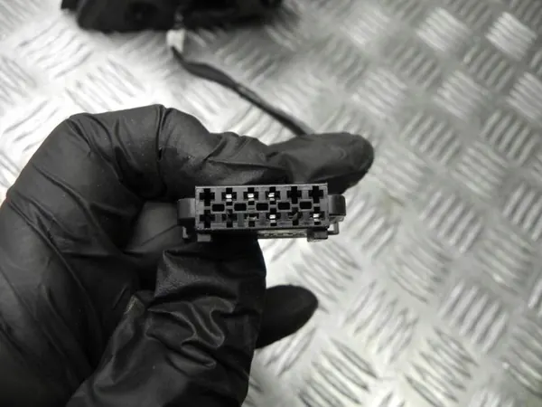 Oikea ulkopeili Volkswagen JETTA IV 2015 OEM image 7