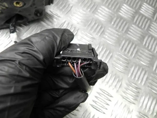 Oikea ulkopeili Volkswagen JETTA IV 2015 OEM image 8