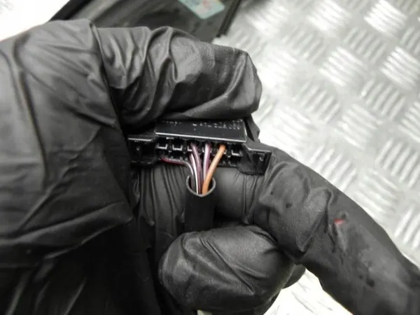 Oikea ulkopeili Volkswagen JETTA IV 2015 OEM image 9