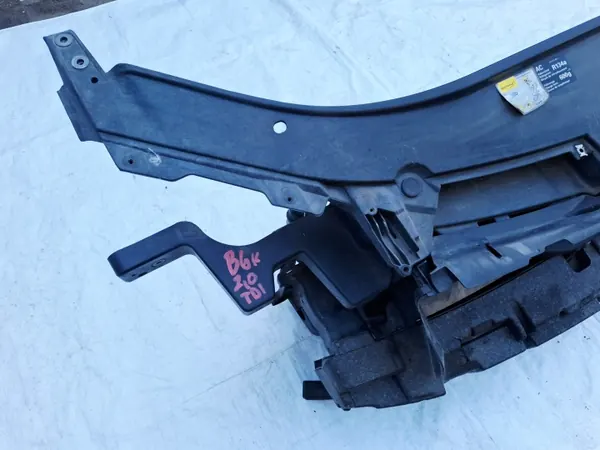 Reforço Dianteiro OEM PAS PRZEDNI para VW Passat B6 2.0 TDI image 8