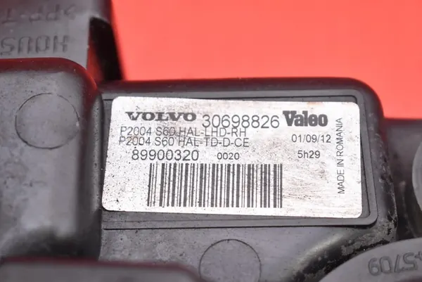 Oikea ajovalo Volvo S60 2004-2009 OEM 30698826 image 7