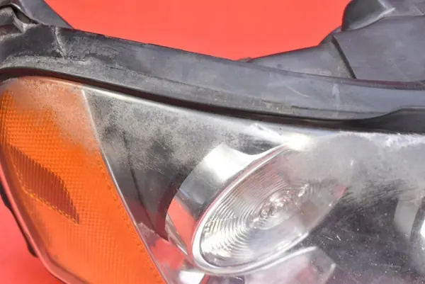 Oikea ajovalo Volvo S60 2004-2009 OEM 30698826 image 8