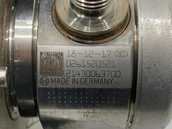 Pompe haute pression OEM 8631642 pour MINI Clubman F54 image 4