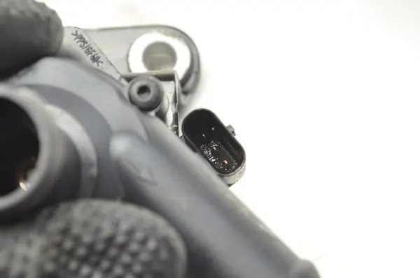 VATTENPUMP FORD MONDEO MK5 KUGA MK2 P1.5 OEM image 2