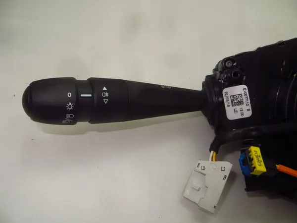 Schakelassemblage Peugeot 308 II T9 onder stuur OEM image 4