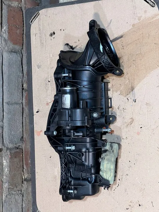 Mercedes-Benz EGR Inlaatspruitstuk A6540908700 image 4