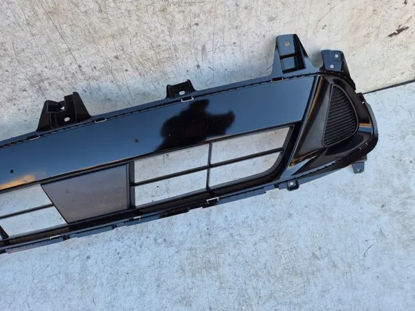 Kia Sorento III GT bumperrooster OEM 86561-C5510 image 4
