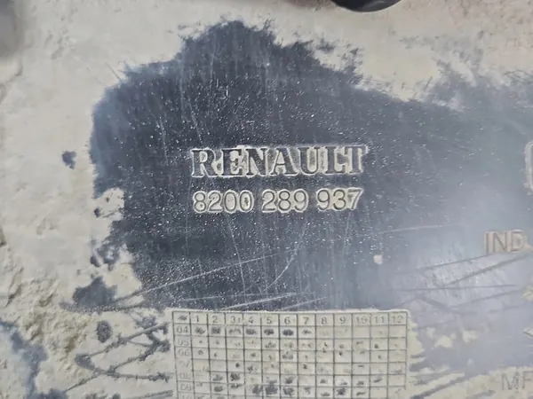 Right Front Wheel Arch Renault Clio III image 4