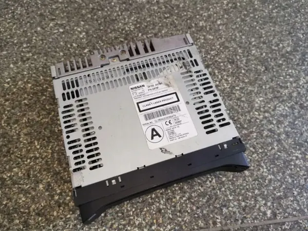 Nissan OE CD-Wechsler 28185AV700 für Primera P12 image 3