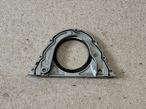 Peça motor BMW M5 F90 OEM 8092642 - Usado image 2
