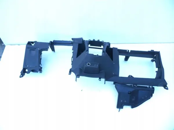 Painel inferior OEM WTWTFS-,MN-OKOLKIJ Toyota Yaris image 2