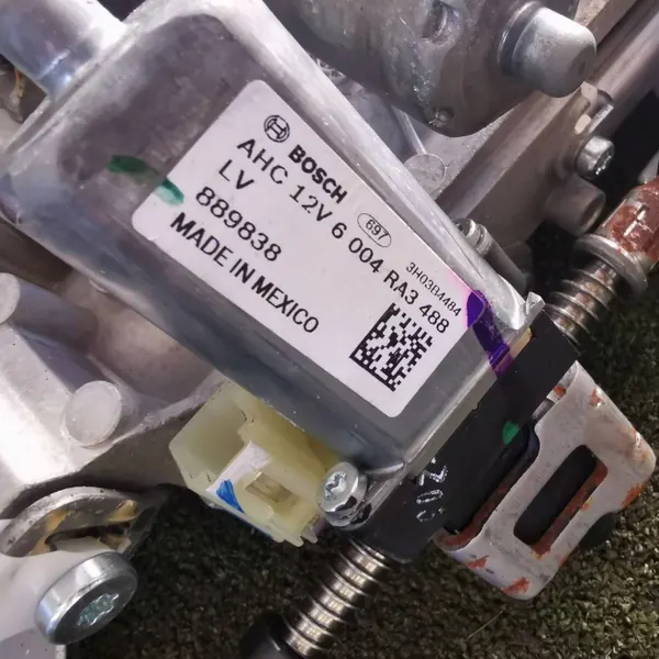 Tesla Model Y Ohjauspylväs OEM 1188811-00-D image 5