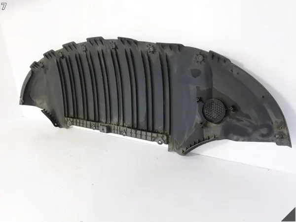 Tesla OEM 67499176 Etupuskurin peitelaatta image 8