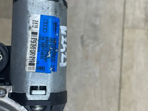 Heckwischermotor Audi A4 B8 Avant 4F9955711C image 2